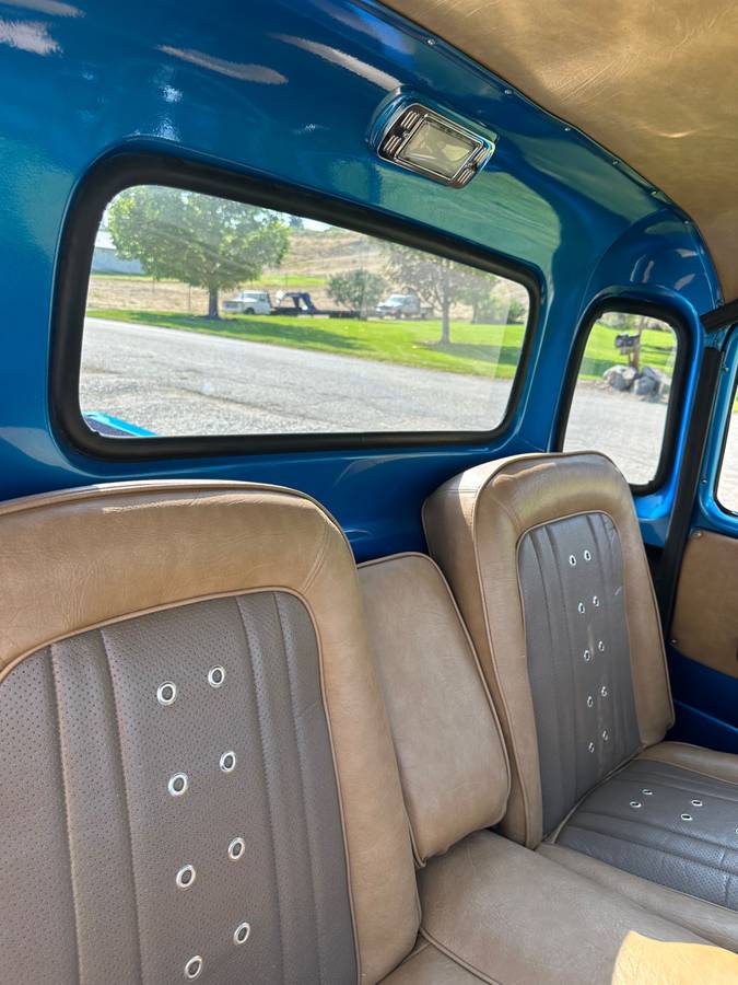 Chevy-3100-pickup-5-window-1954-blue-17