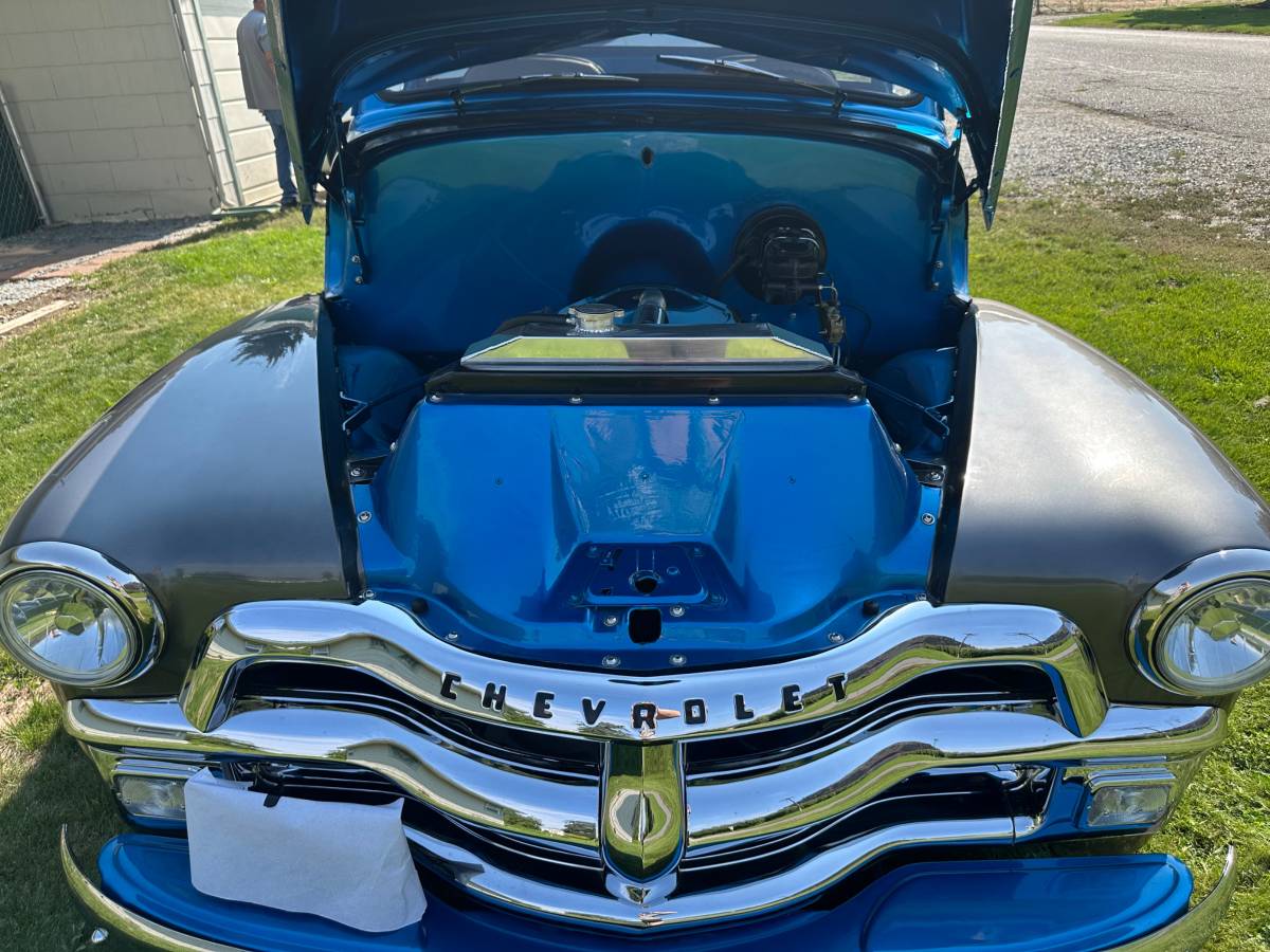 Chevy-3100-pickup-5-window-1954-blue-6