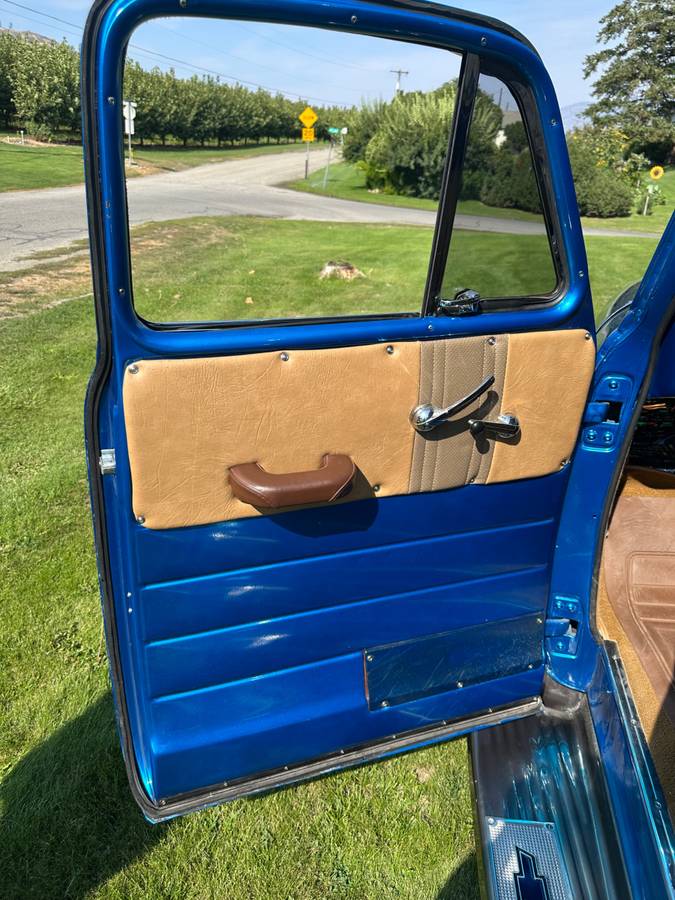 Chevy-3100-pickup-5-window-1954-blue-9