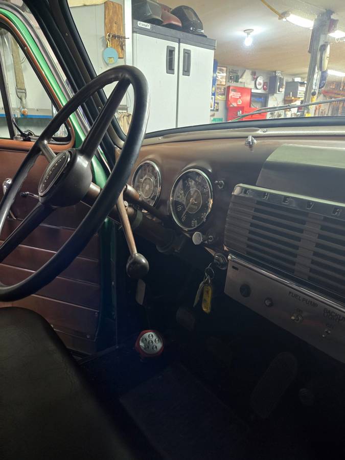 Chevy-3100-truck-1951-green-9