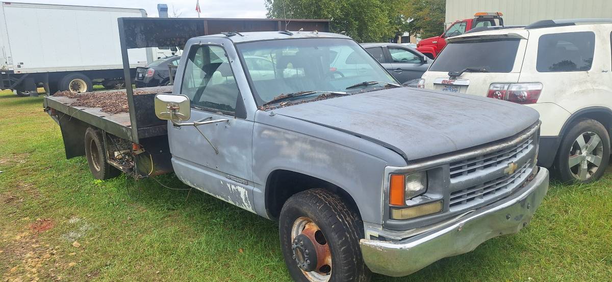 Chevy-3500-cab-and-chassis-1994-white