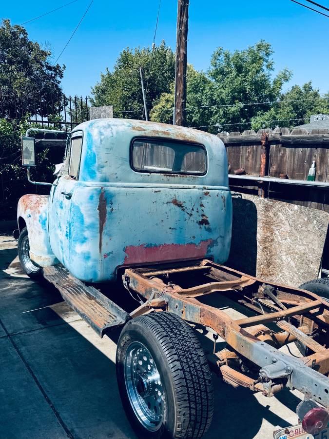Chevy-3600-1949-blue-1