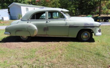 Chevy-4-door-1949-green-1