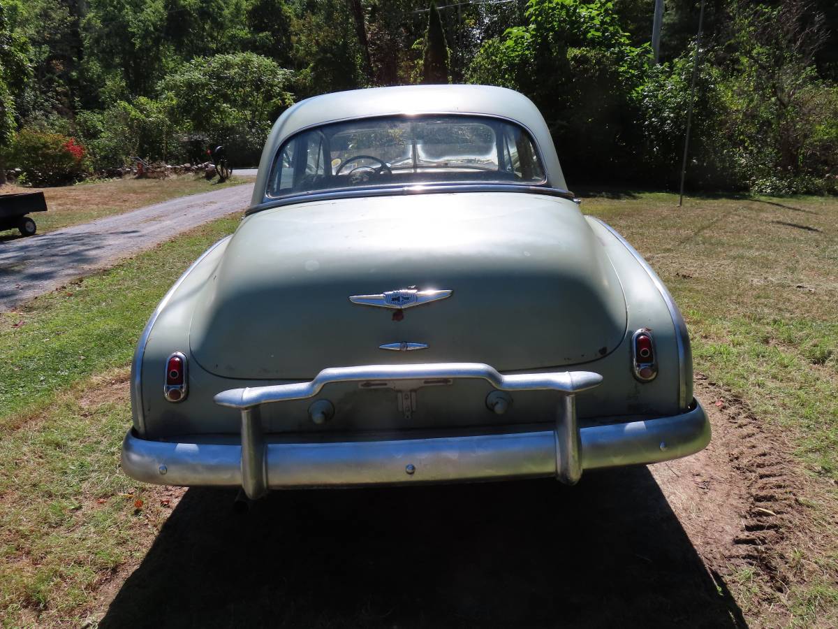 Chevy-4-door-1949-green-3