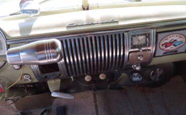 Chevy-4-door-1949-green-8