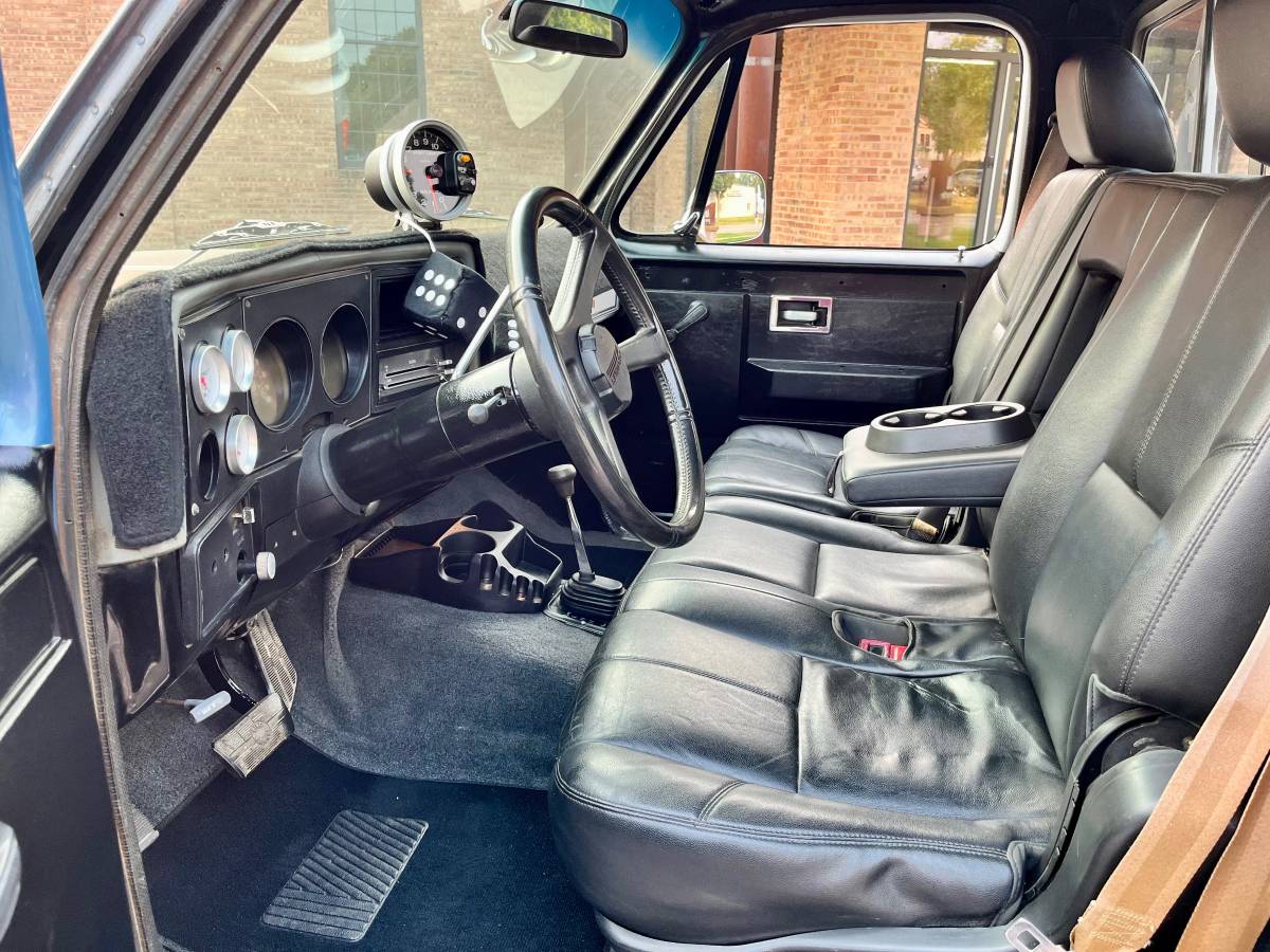 Chevy-4x4-custom-step-side-1979-4