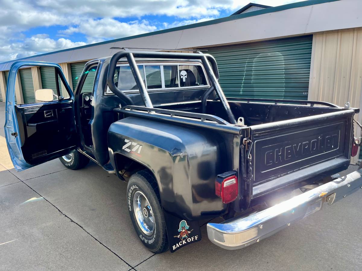 Chevy-4x4-custom-step-side-1979-6