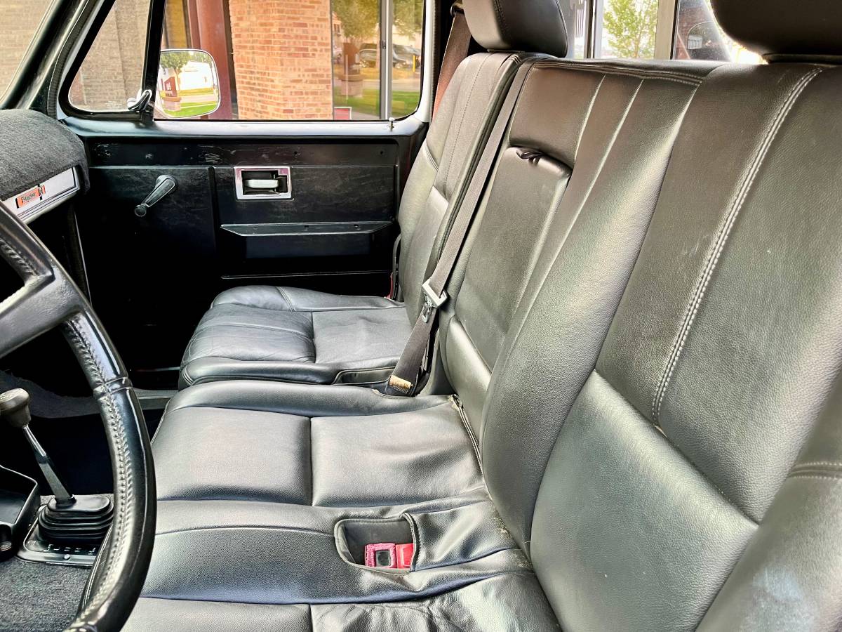 Chevy-4x4-custom-step-side-1979-7
