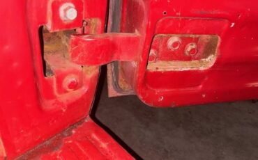 Chevy-apache-1958-red-16