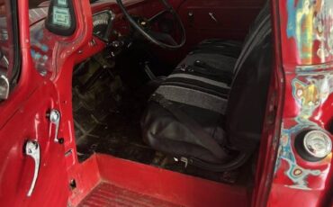 Chevy-apache-1958-red-17