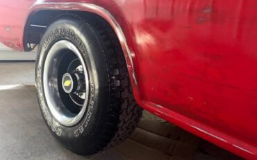 Chevy-apache-1958-red-21