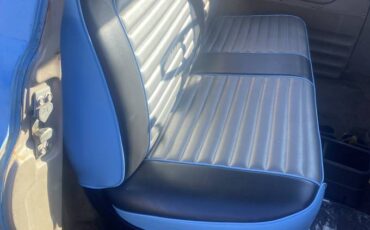 Chevy-apache-1959-blue-6
