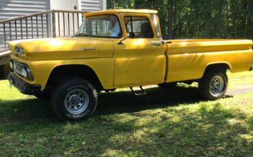 Chevy-apache-1961-yellow-2
