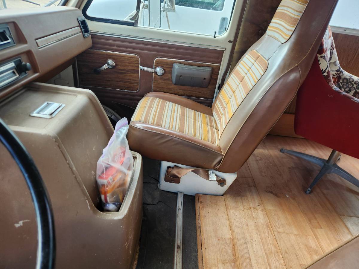 Chevy-apache-1977-14