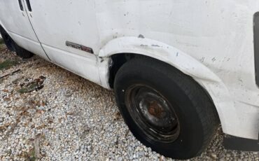Chevy-astro-cargo-van-1992-white-2
