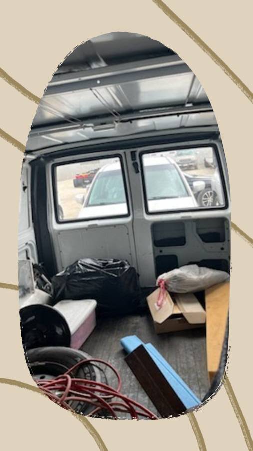 Chevy-astro-cargo-van-1992-white-2