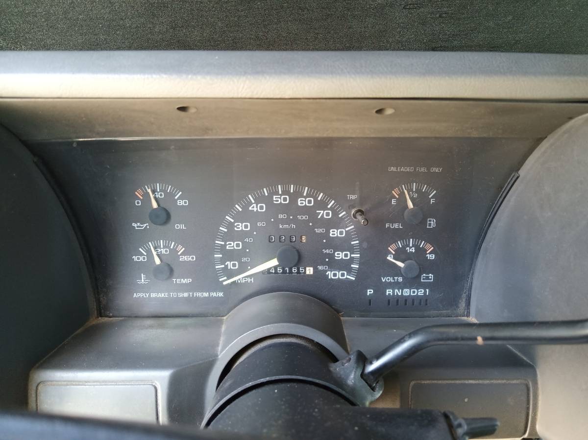 Chevy-astro-cs-van-1995-custom-4