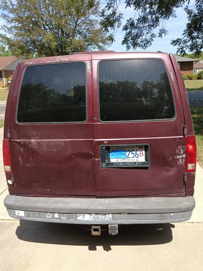 Chevy-astro-cs-van-1995-custom-7