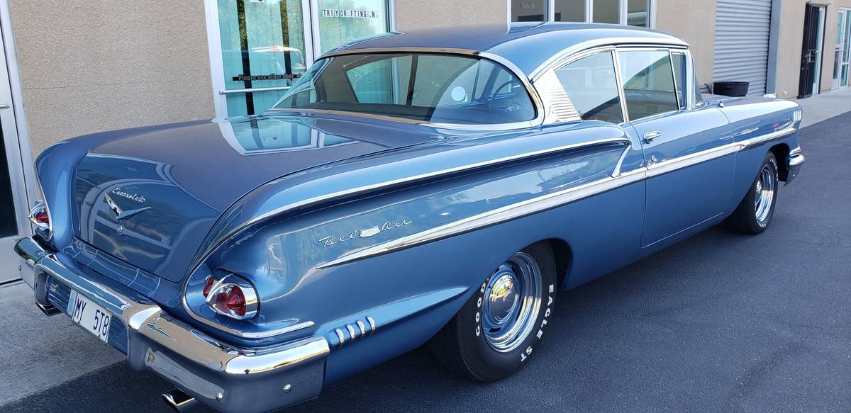 Chevy-bel-air-1958-blue-19