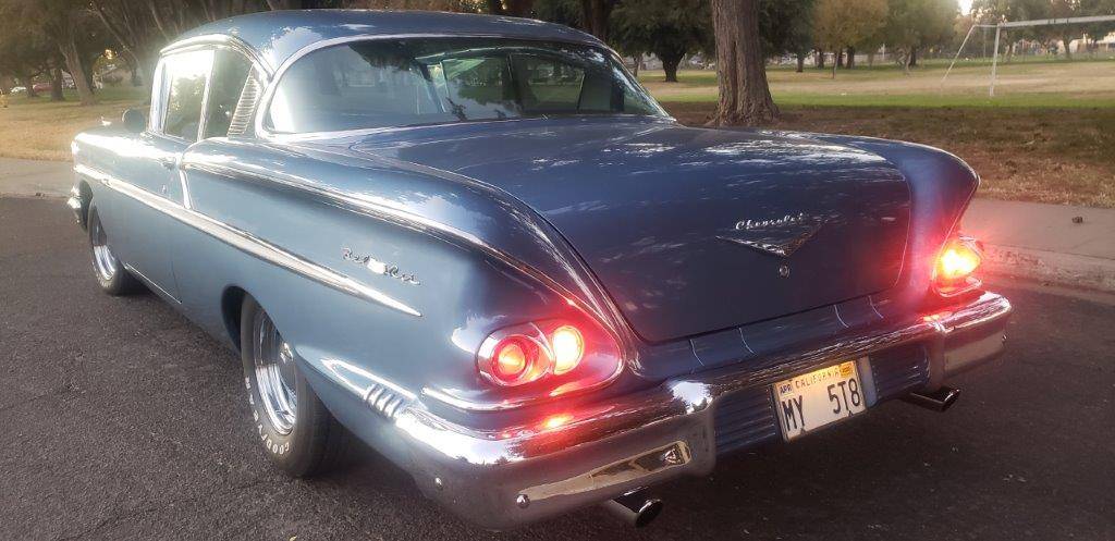 Chevy-bel-air-1958-blue