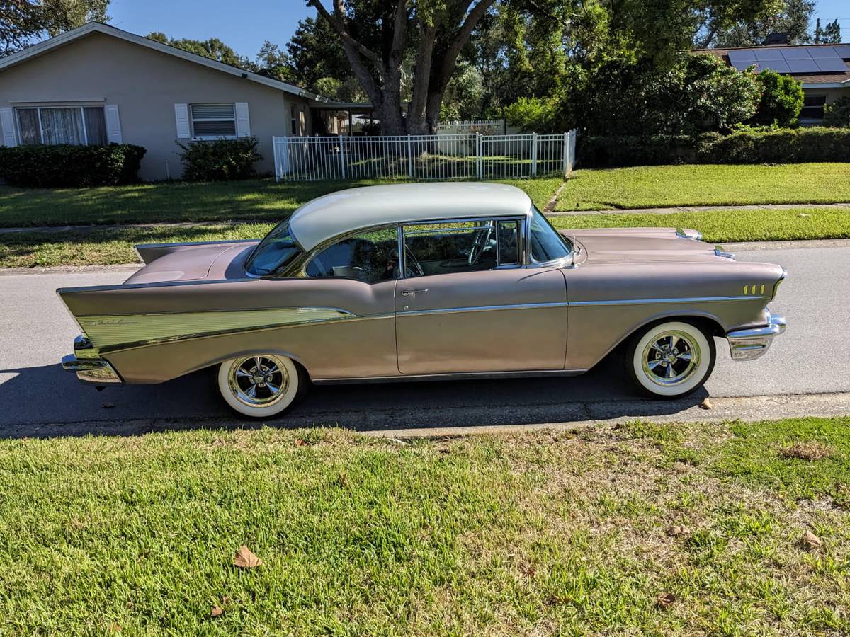 Chevy-belair-1957-purple-8