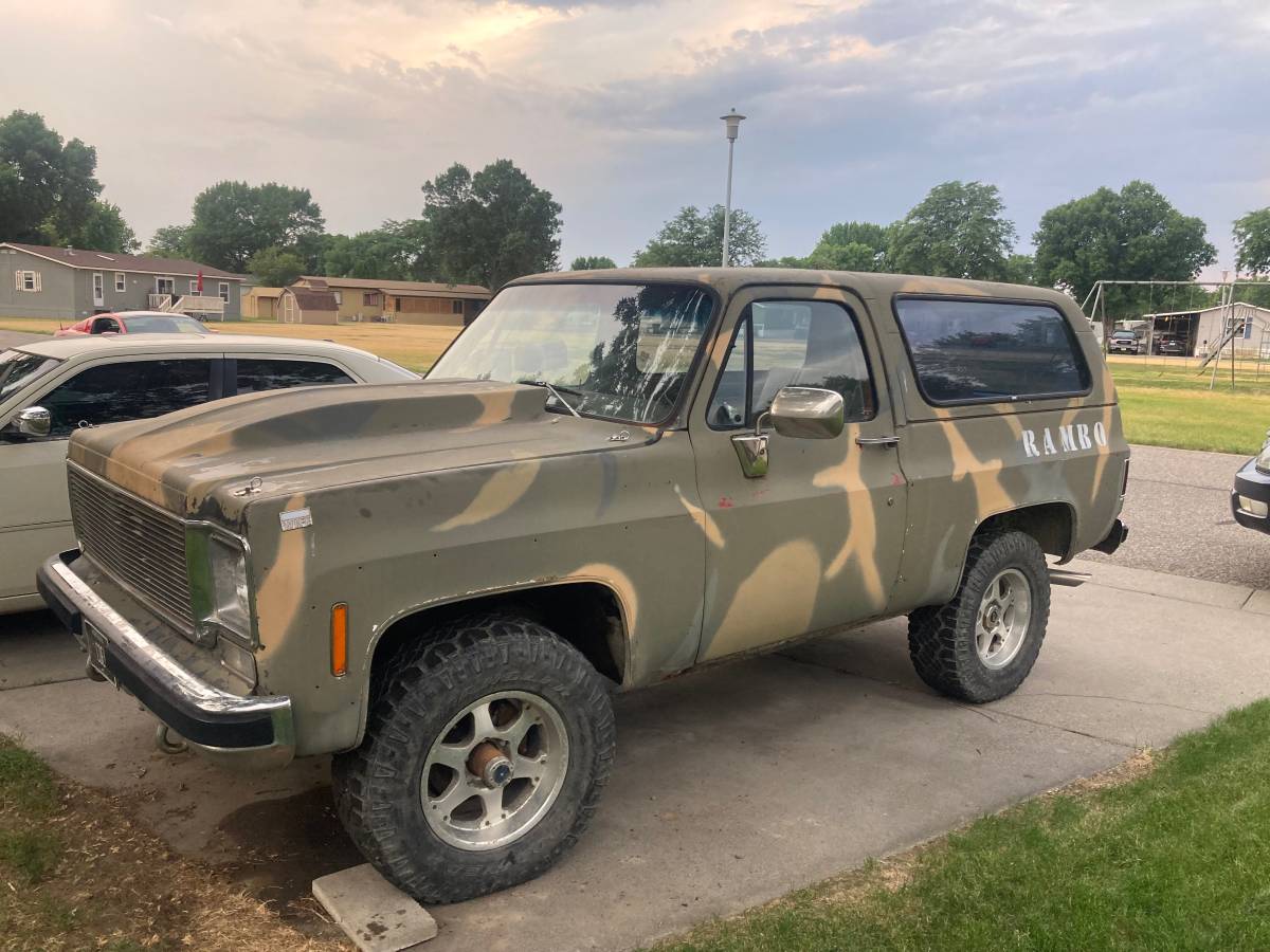Chevy-blazer-1977-custom-1