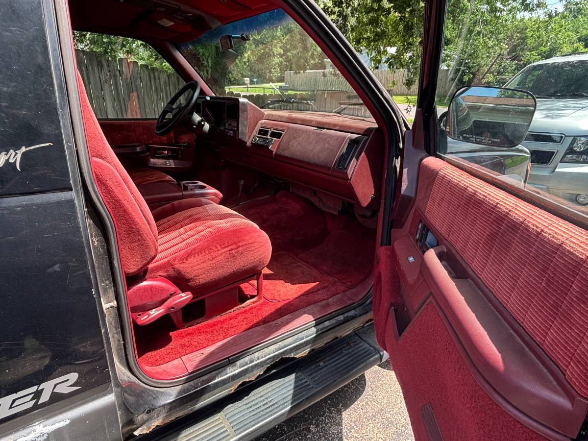 Chevy-blazer-1992-black-3