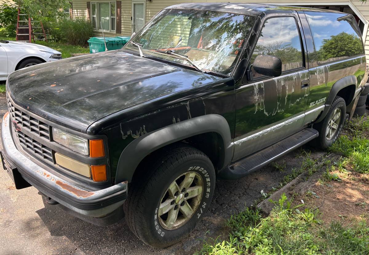 Chevy-blazer-1992-black
