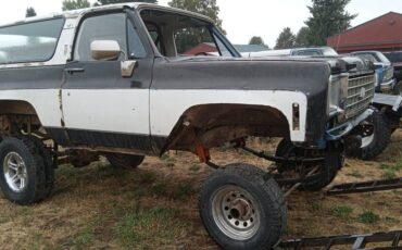 Chevy-blazer-k5-1975-custom-2