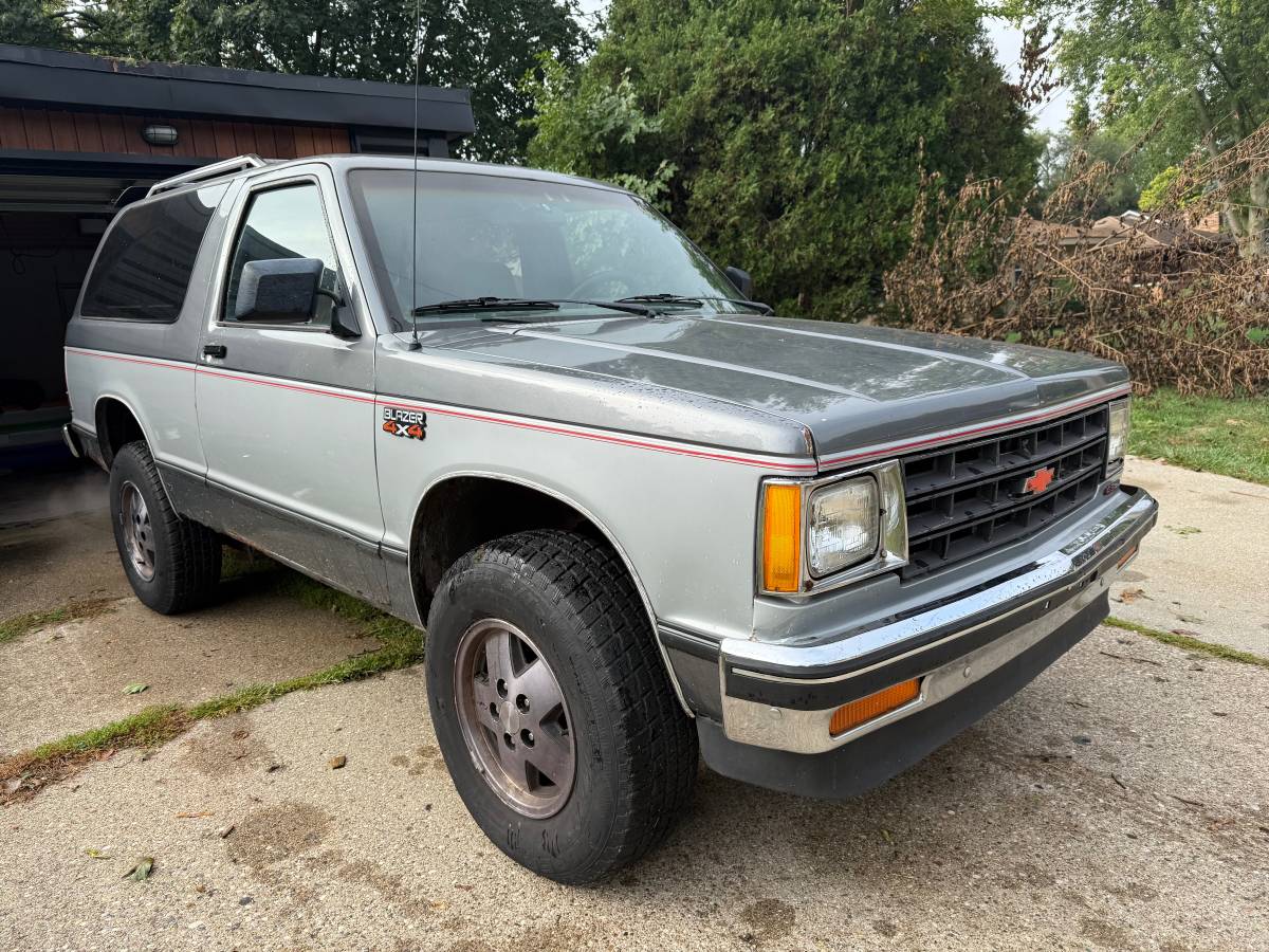 Chevy-blazer-s10-1989-3