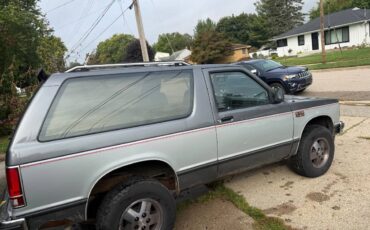Chevy-blazer-s10-1989-4