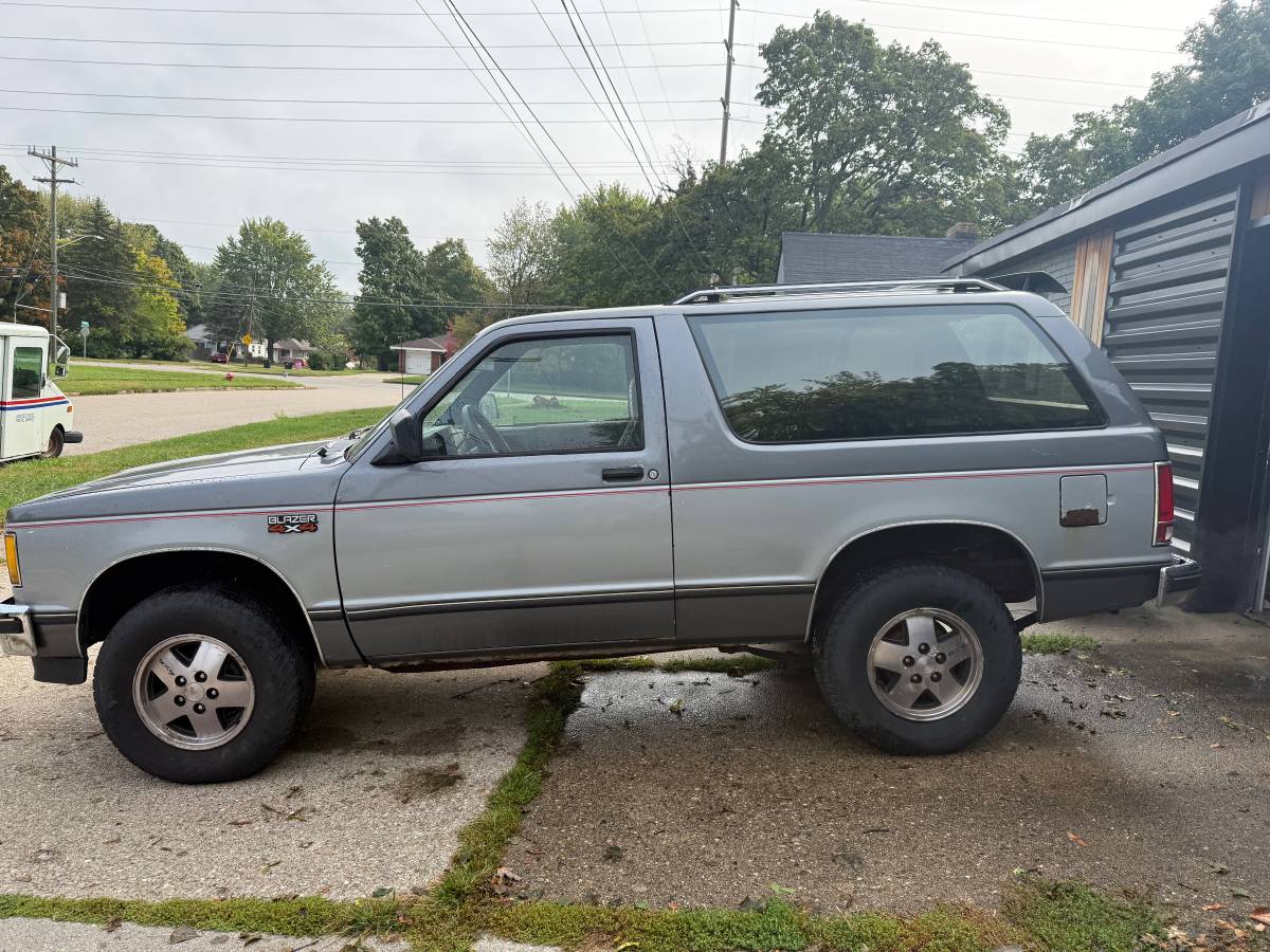 Chevy-blazer-s10-1989-6