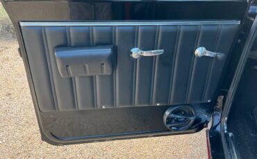 Chevy-c-10-factory-short-bed-1968-custom-14