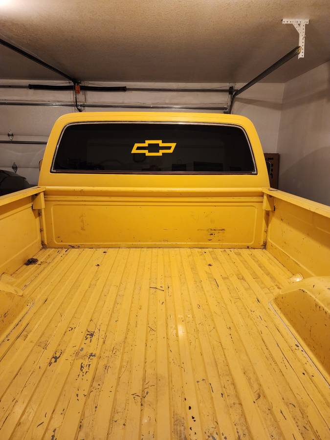 Chevy-c-10-pickup-1981-yellow-6