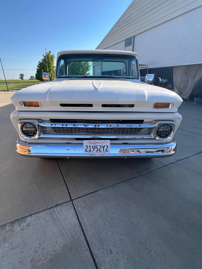 Chevy-c-20-1964-white-3