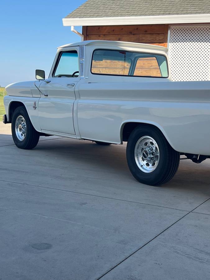 Chevy-c-20-1964-white