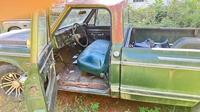 Chevy-c-20-lomg-bed-1972-green-1