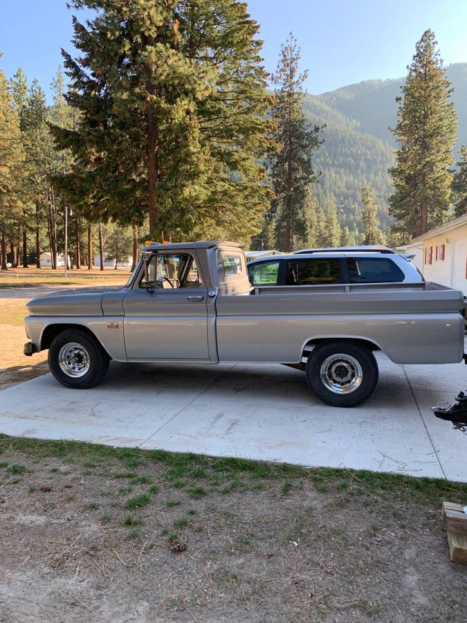 Chevy-c-20-truck-1966-grey