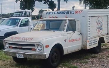 Chevy-c-30-diesel-1968-white