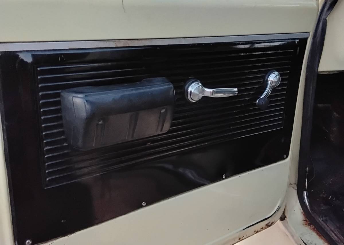 Chevy-c-50-1971-yellow-10