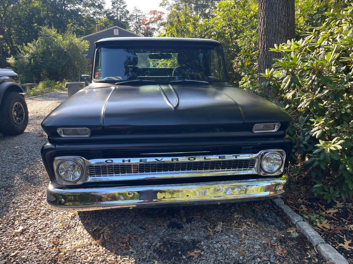 Chevy-c10-1964-black-4