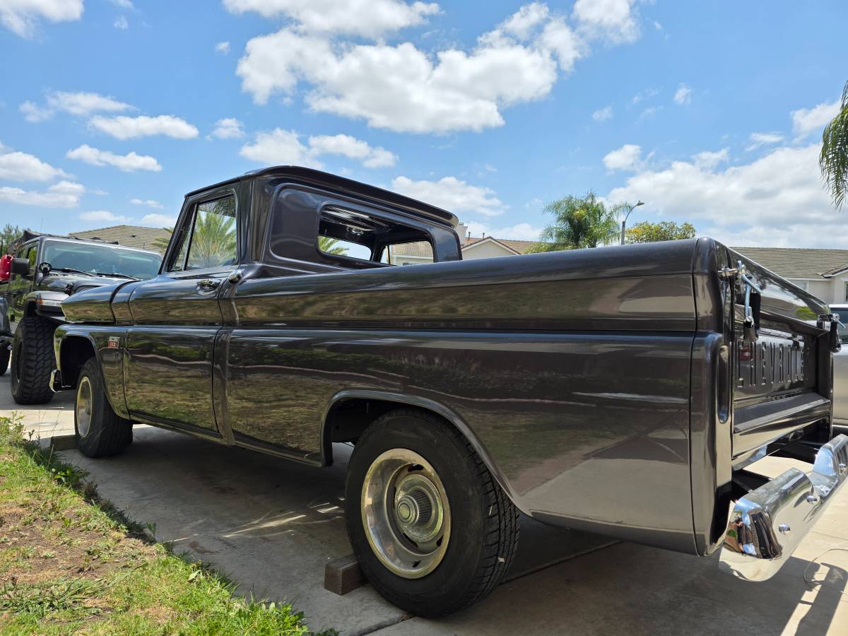 Chevy-c10-1966-4