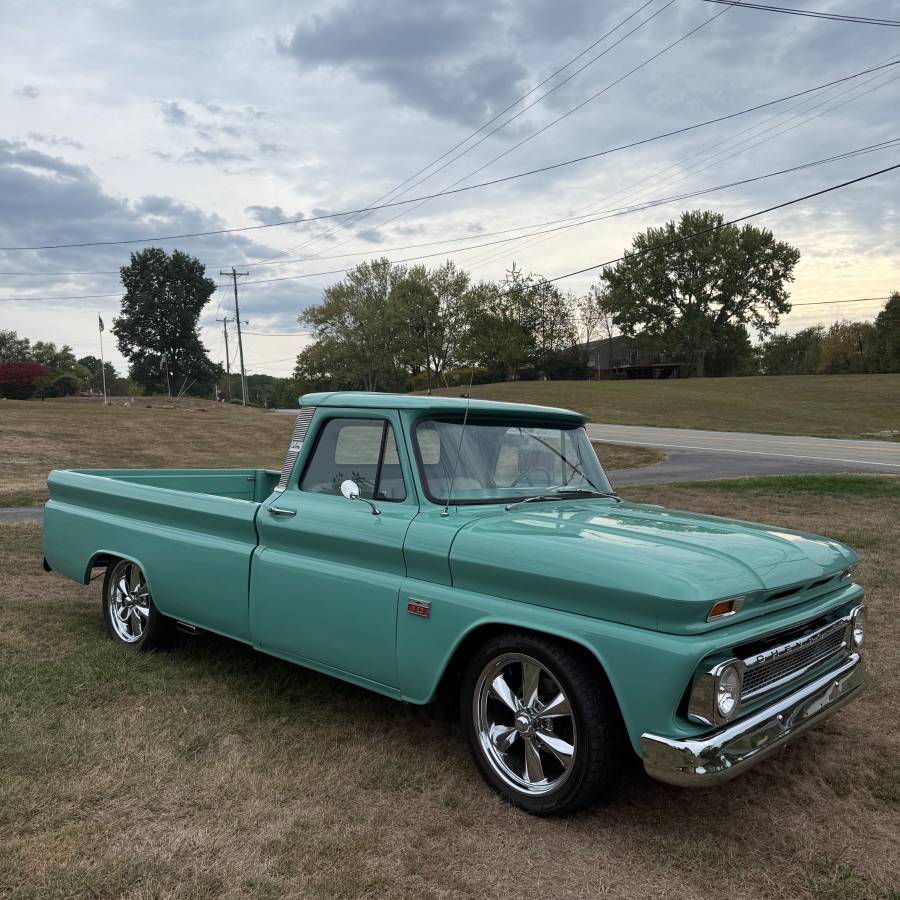 Chevy-c10-1966-green-1
