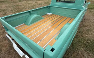 Chevy-c10-1966-green-5