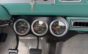 Chevy-c10-1966-green-9