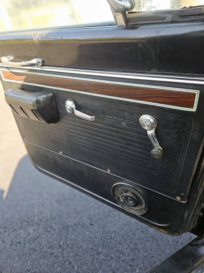 Chevy-c10-1970-black-2