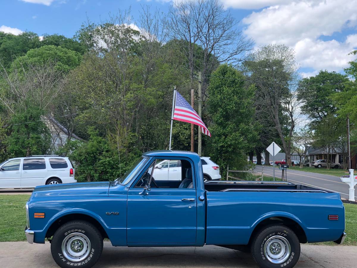 Chevy-c10-1970-blue-11