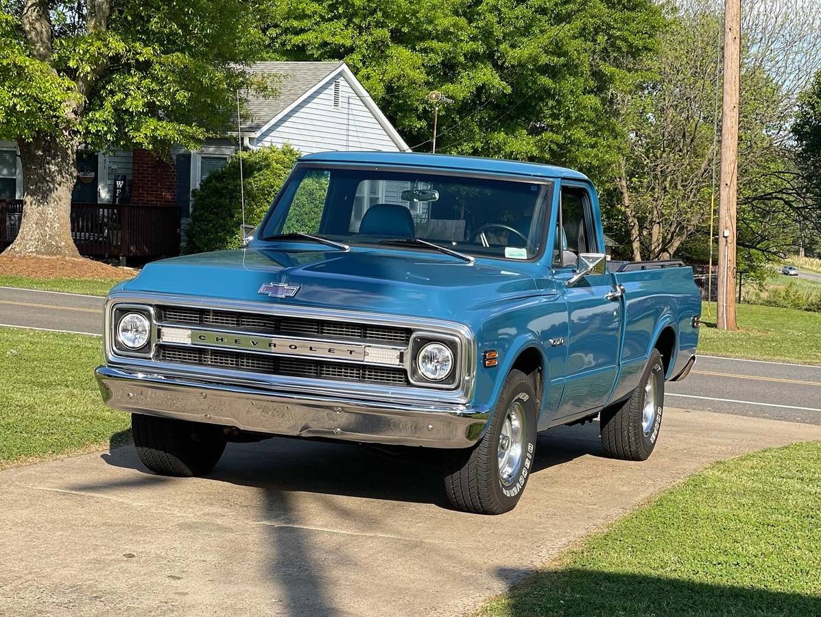 Chevy-c10-1970-blue