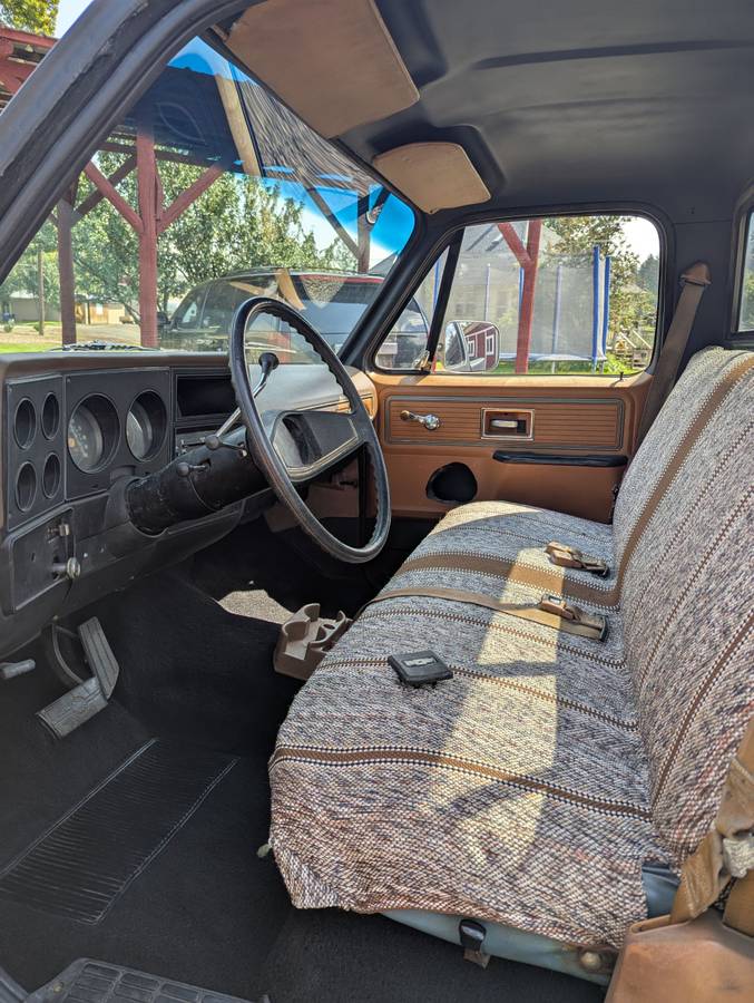 Chevy-c10-1979-black-6