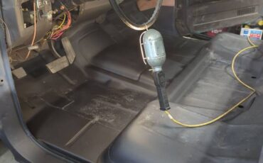 Chevy-c10-1979-black-9